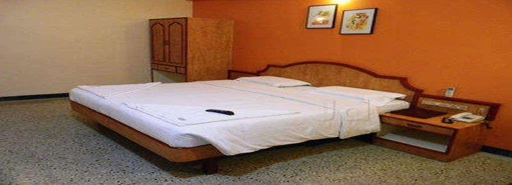 Hotel Vijai Paradise