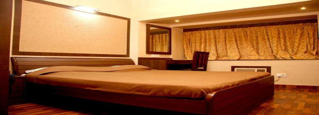 Hotel Trimoorti